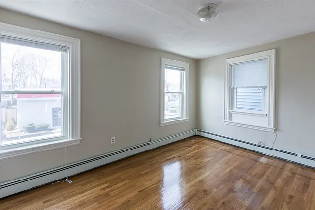 $2,350 | 97 Bridge Salem Ma, Unit 2, Salem, MA 01970