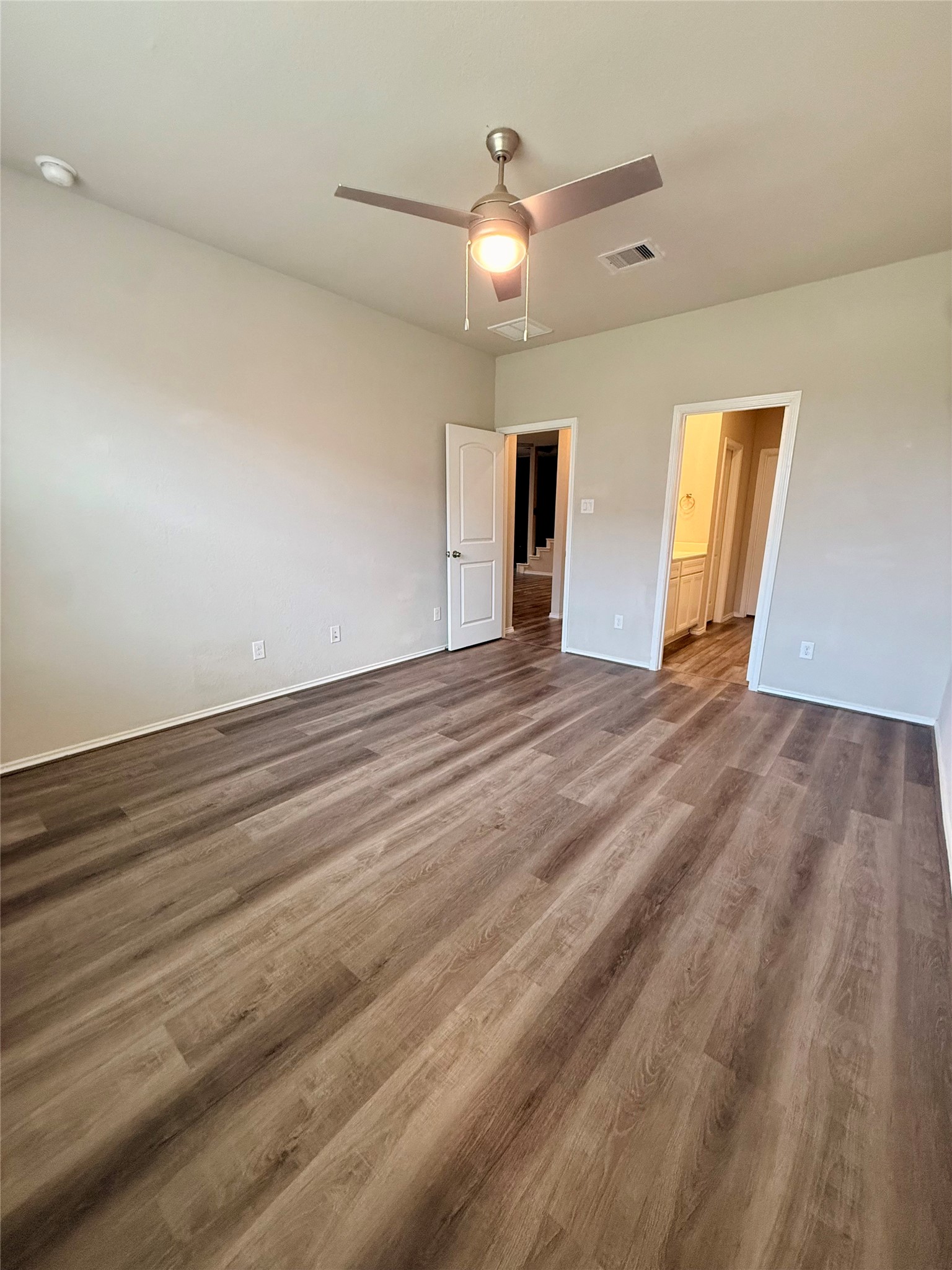 9278 Inland Leather Lane Conroe, TX 77385 - Photo 16 of 35 Primary bedroom