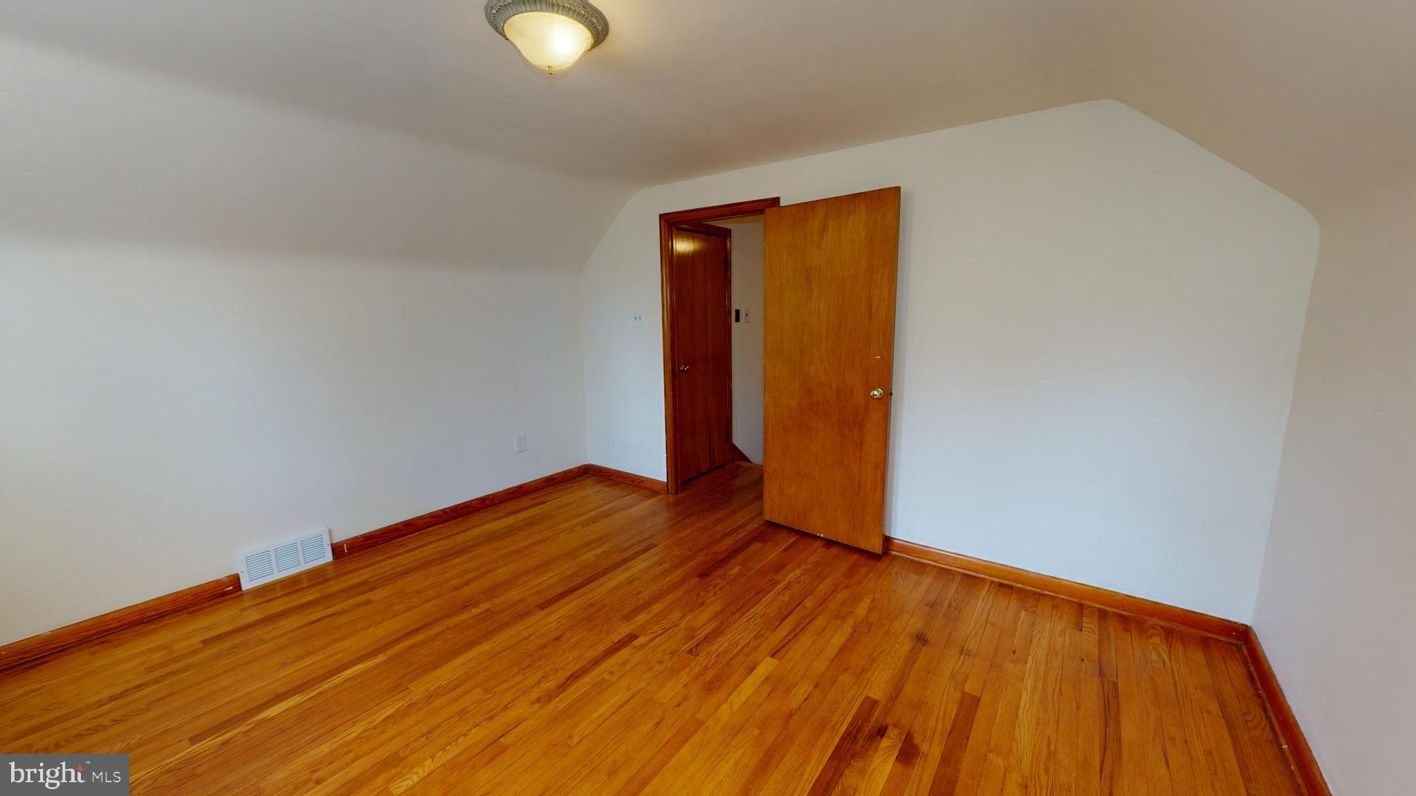 109 Clearview Road Hanover, PA 17331 - Photo 19 of 47 3rd Bedroom top floor