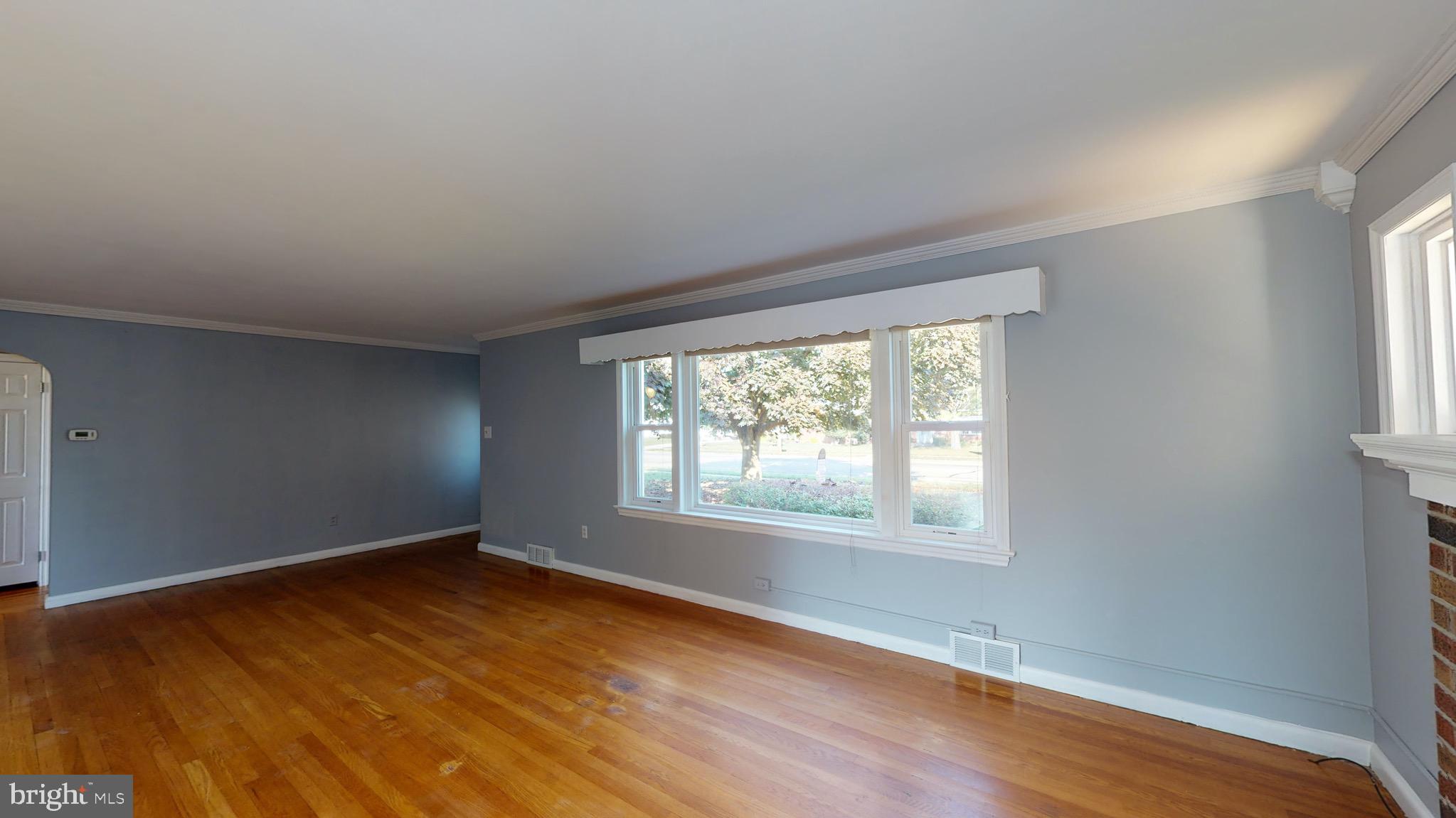 109 Clearview Road Hanover, PA 17331 - Photo 25 of 47 Living room