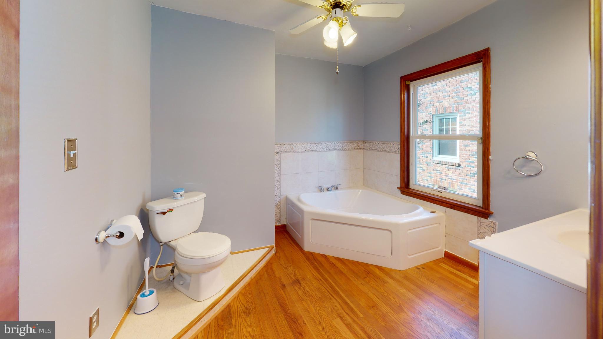 109 Clearview Road Hanover, PA 17331 - Photo 32 of 47 Primary bath