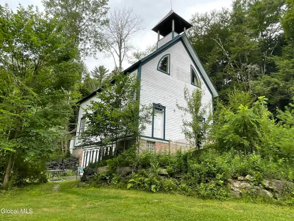 $880,000 | 820 Trout Lake Road, Bolton, NY 12814