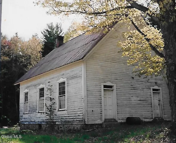 $880,000 | 820 Trout Lake Road, Bolton, NY 12814