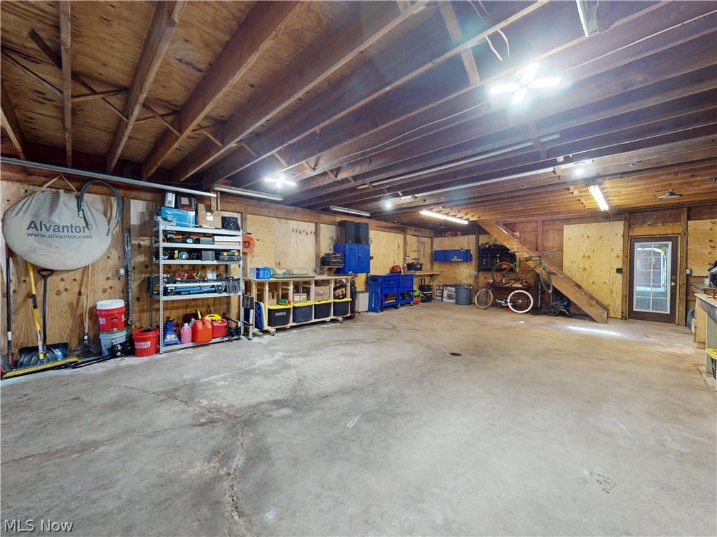 4139 Austin Road Geneva, OH 44041 - Photo 38 of 41 Large 2 story garage