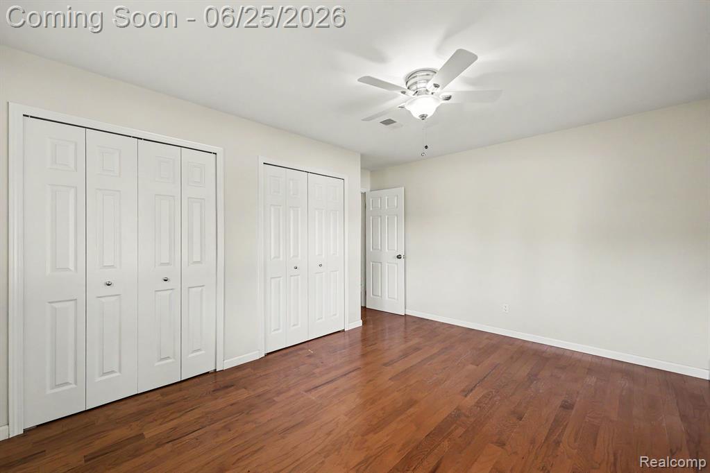 3750 Beach Road Troy, MI 48084 - Photo 13 of 27