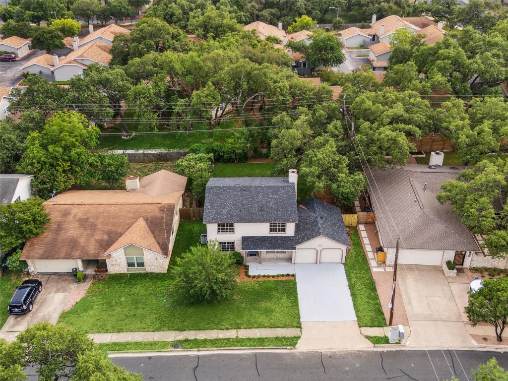 4525 Langtry Lane Austin, TX 78749 - Photo 30 of 31 an aerial view of multiple houses with yard