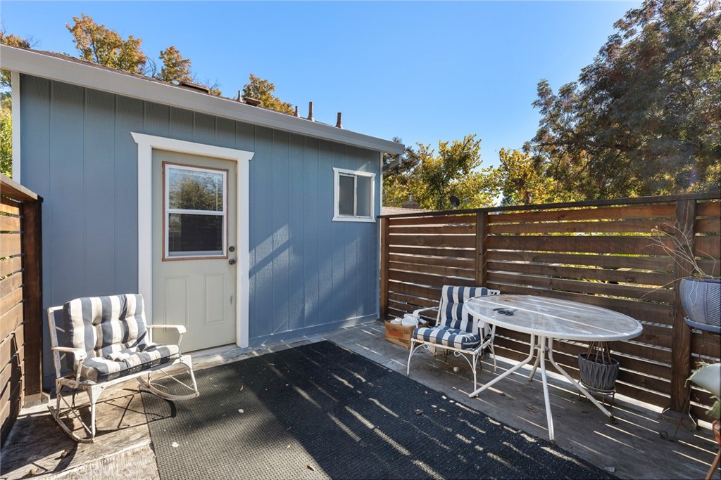 1617 Arcadian Avenue Chico, CA 95926 - Photo 21 of 34 a backyard of a house with table and chairs