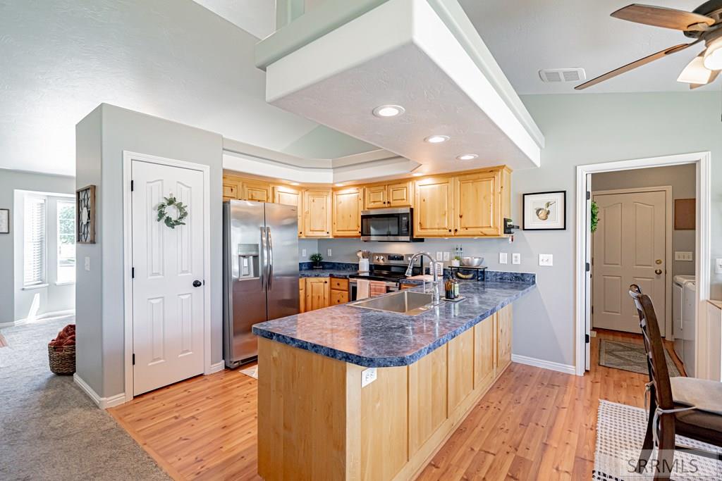 3947 Jordan Circle Ammon, ID 83406 - Photo 21 of 81