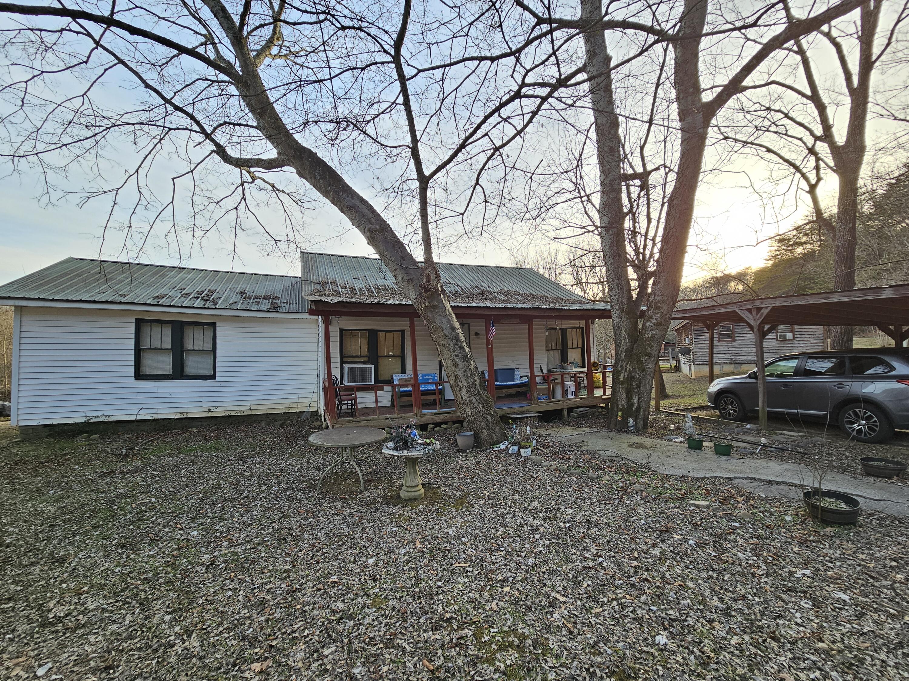 307 Back Valley Road Trenton, GA 30752 - Photo 10 of 12 20240122_171508