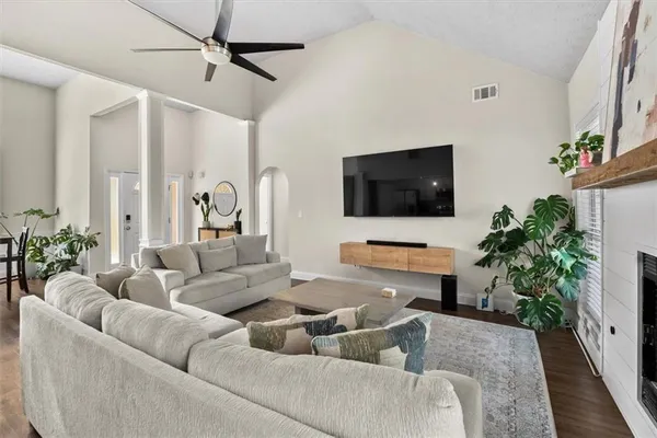 $2,500 | 759 1st Street, Lawrenceville, GA 30046