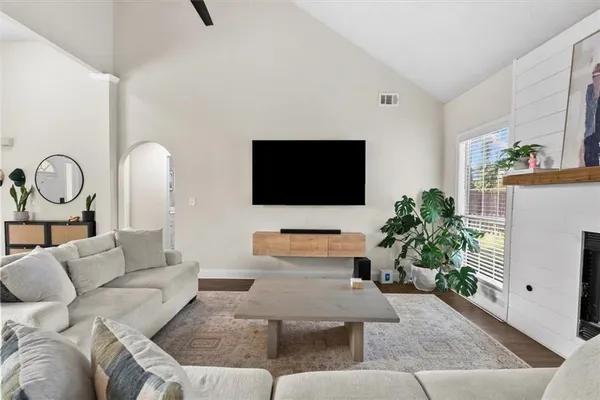 $2,500 | 759 1st Street, Lawrenceville, GA 30046