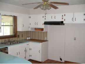 220 Sioux Road Bristol, VA 24201 - Photo 5 of 16 Photo 5