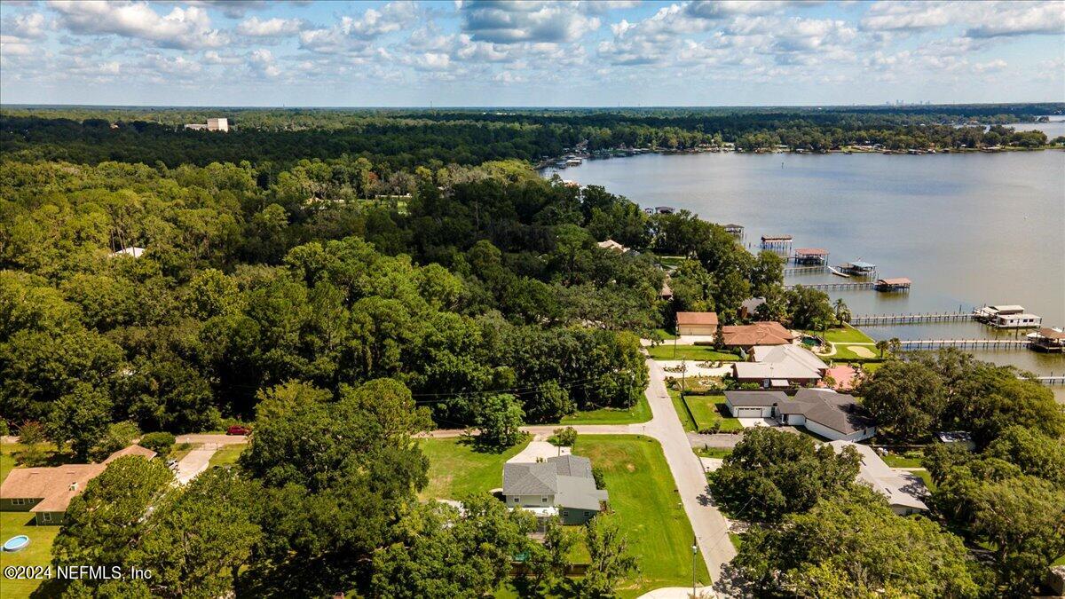 260 Brickyard Road Middleburg, FL 32068 - Photo 48 of 52 an aerial view of residential house with outdoor space and lake view