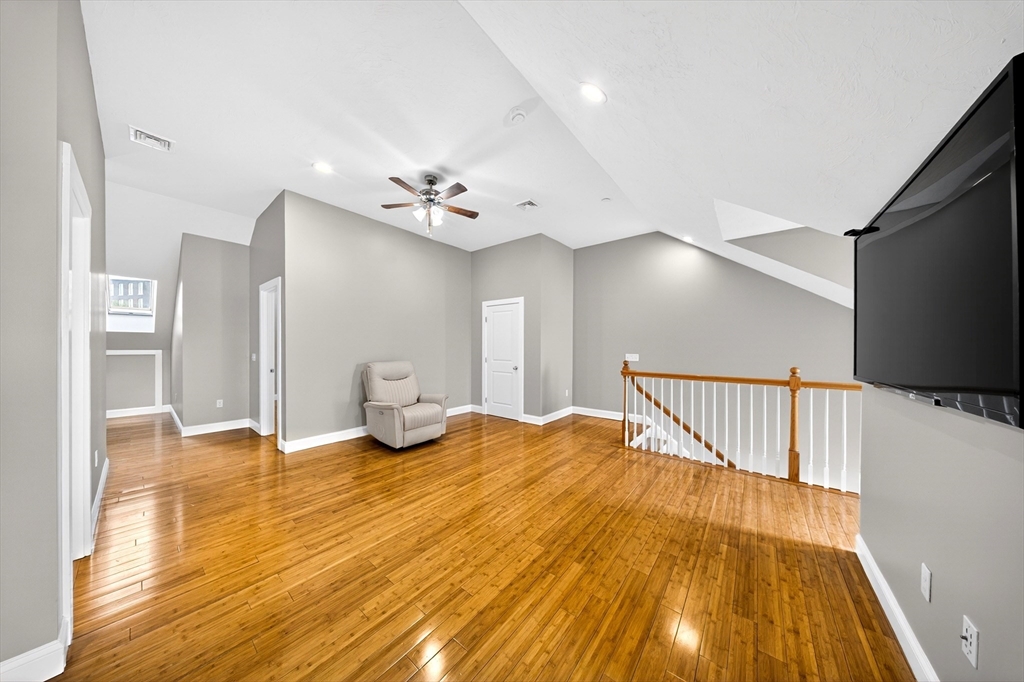 271 Draper Street, Unit 4 Fall River, MA 02724 - Photo 25 of 28