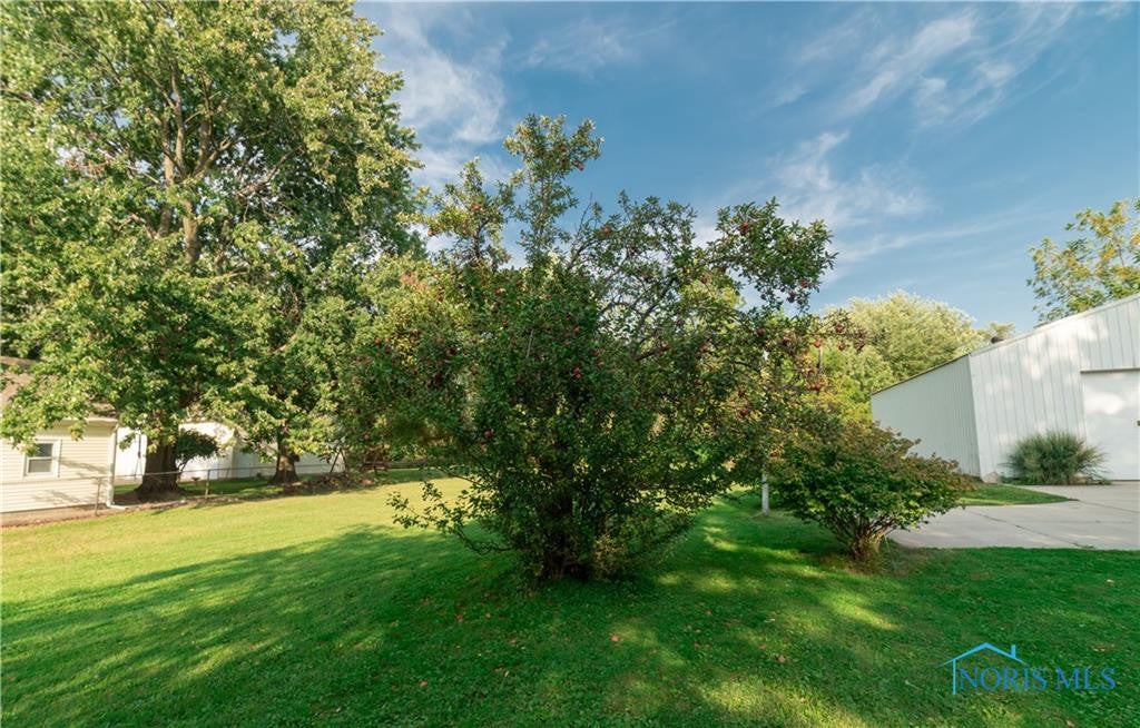 1765 South Coy Road Oregon, OH 43616 - Photo 4 of 23 Gallery Image 4