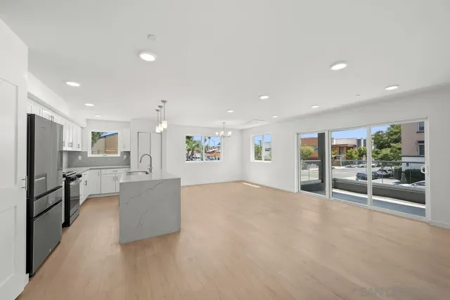 $5,345 | 4004 Ohio Street, Unit 2, San Diego, CA 92104