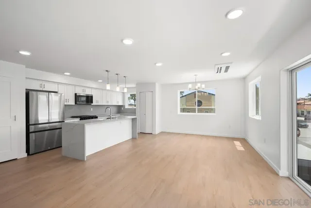 $5,345 | 4004 Ohio Street, Unit 2, San Diego, CA 92104