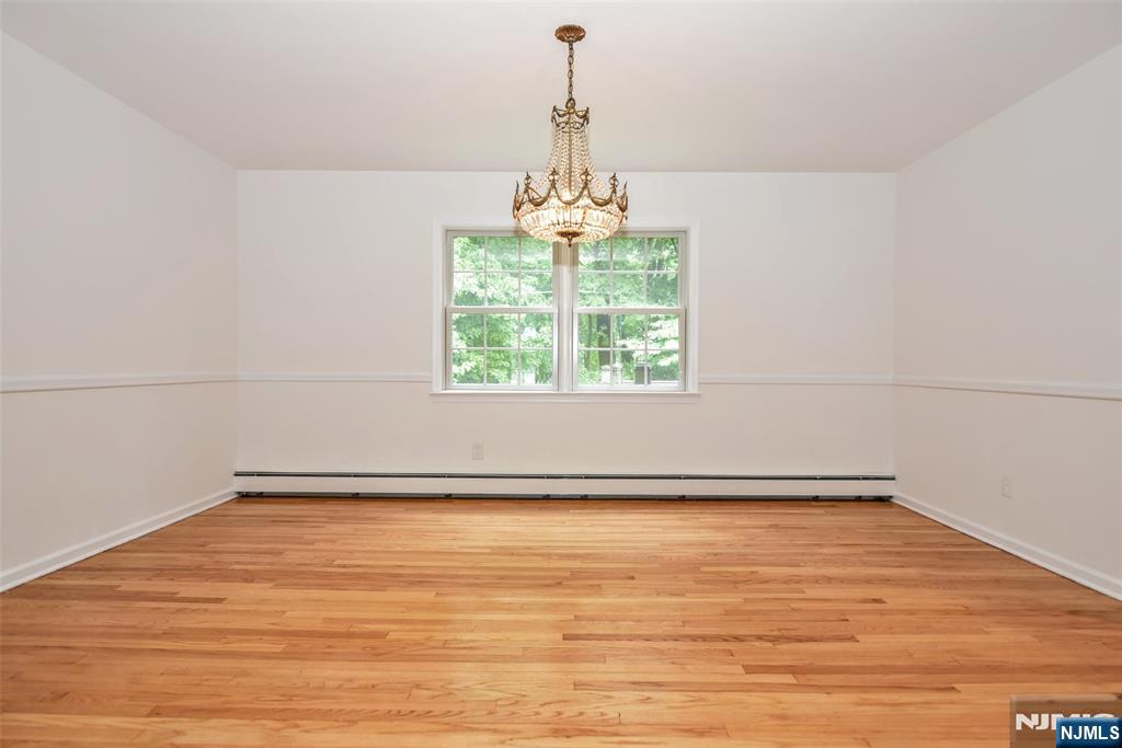55 George Street Allendale, NJ 07401 - Photo 8 of 43