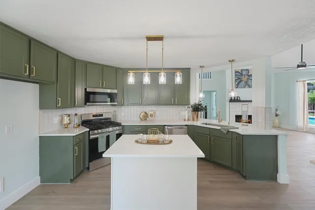 $435,000 | 5703 Ashbury Trails Court, Sugar Land, TX 77479