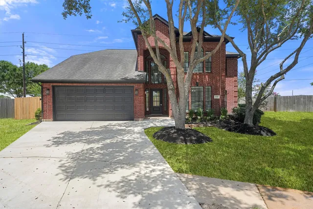 $435,000 | 5703 Ashbury Trails Court, Sugar Land, TX 77479