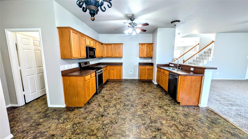 4340 Highgate Road Fort Worth, TX 76244 - Photo 13 of 40