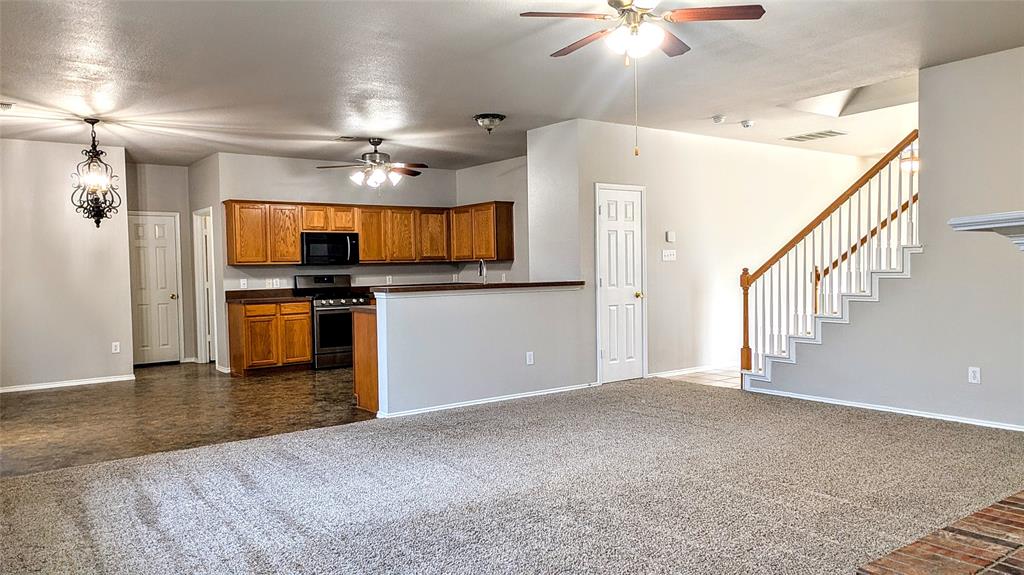 4340 Highgate Road Fort Worth, TX 76244 - Photo 8 of 40