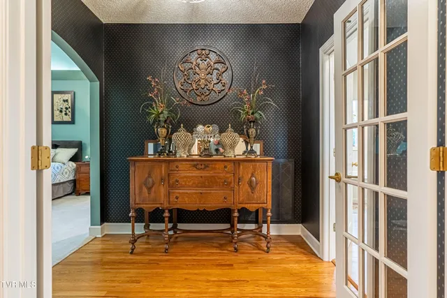 $995,000 | 469 Winterham Drive, Abingdon, VA 24211