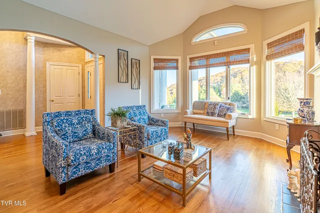 $995,000 | 469 Winterham Drive, Abingdon, VA 24211