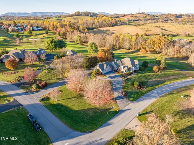 $995,000 | 469 Winterham Drive, Abingdon, VA 24211