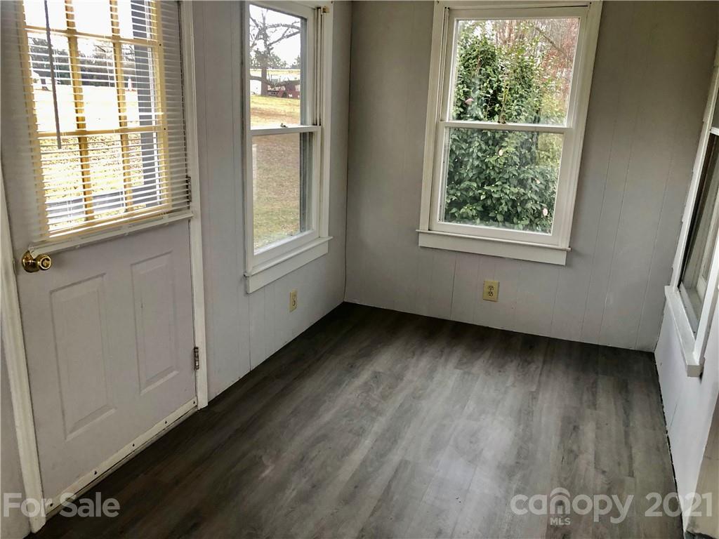 563 Legion Road Lenoir, NC 28645 - Photo 5 of 17 Gallery Image 5