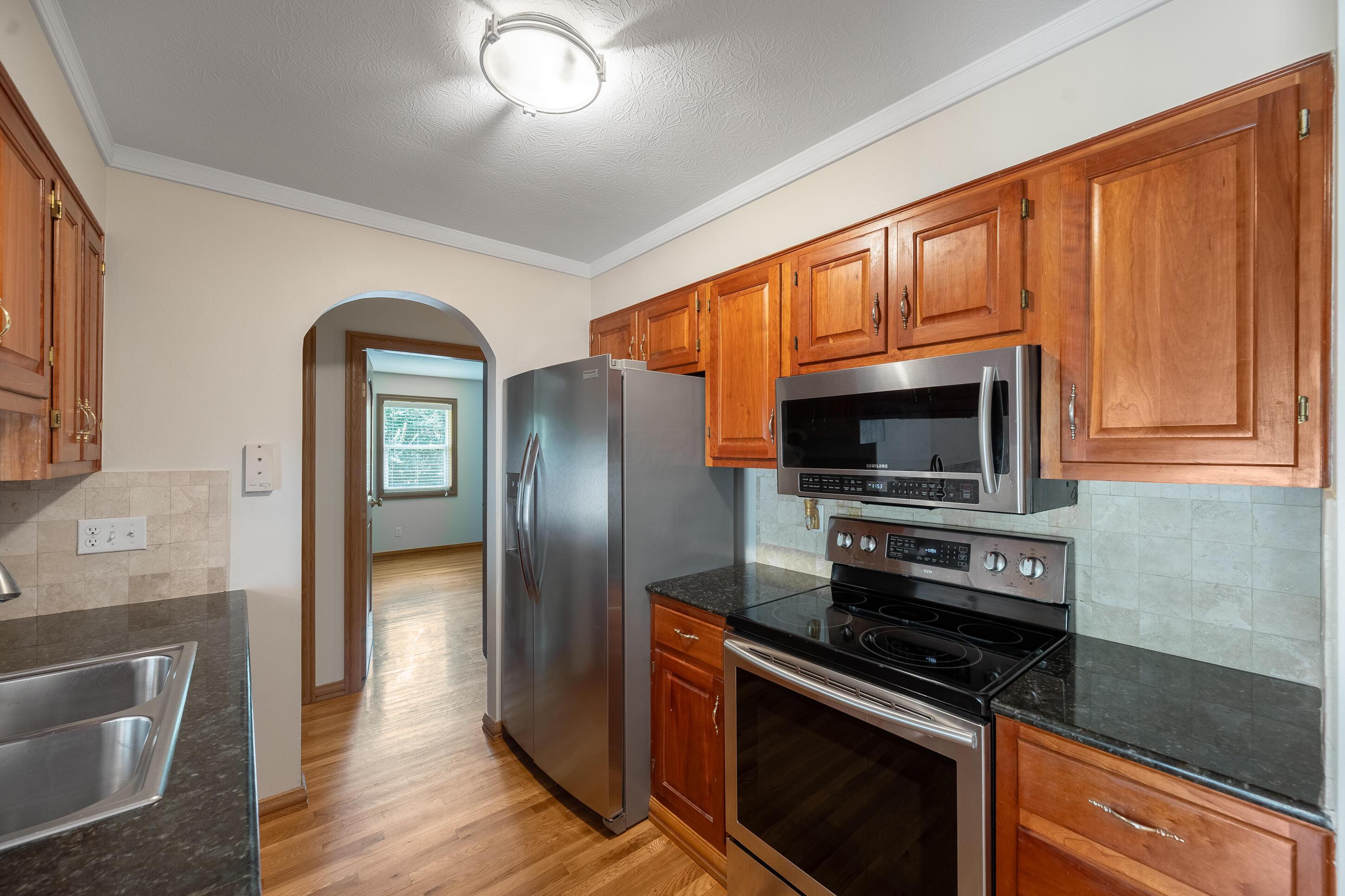 4880 Hayden Run Road Columbus, OH 43016 - Photo 37 of 66 01-6