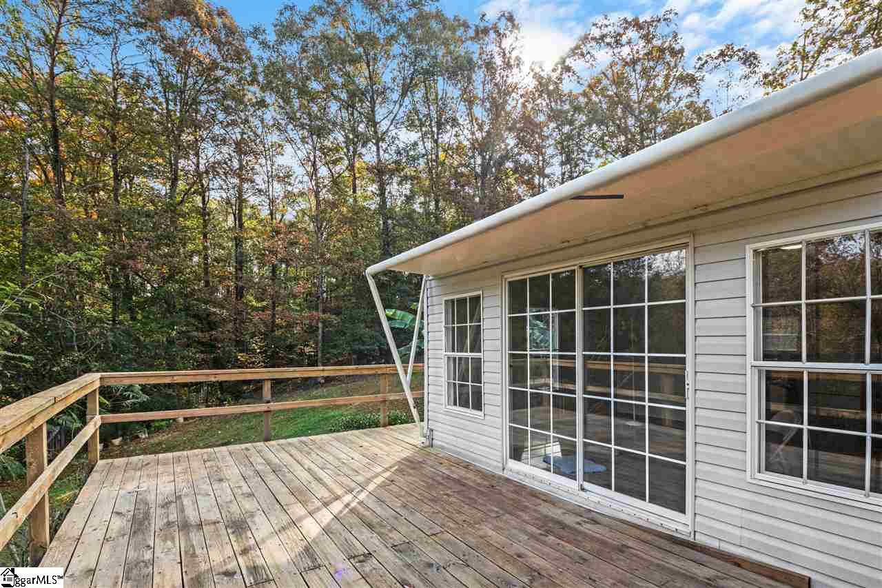 505 Robinson Road Greer, SC 29651 - Photo 4 of 29