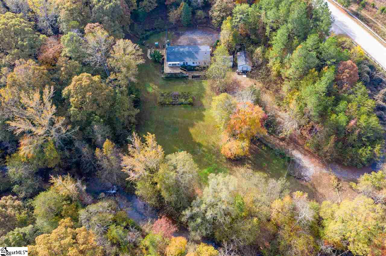 505 Robinson Road Greer, SC 29651 - Photo 7 of 29