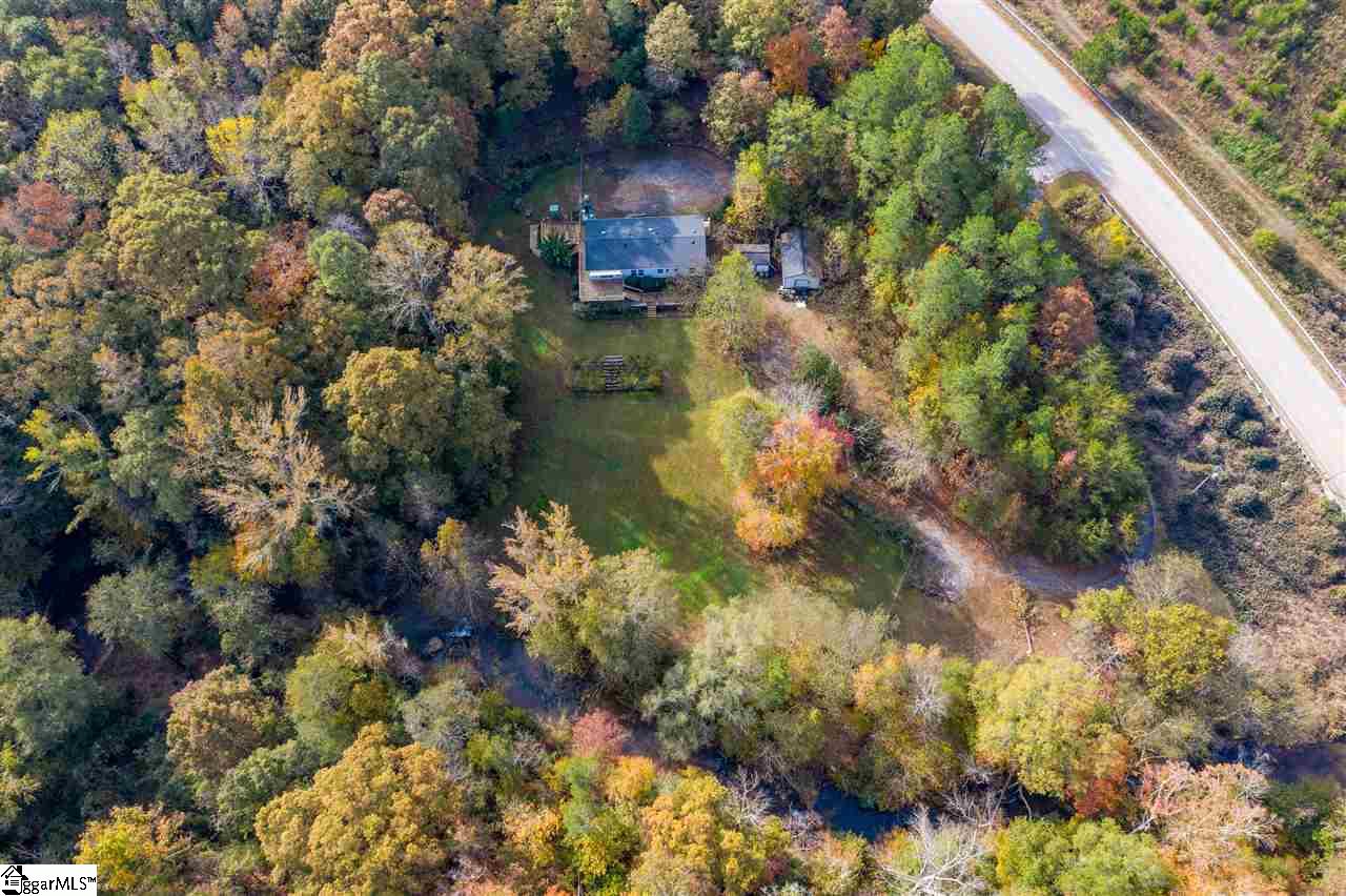 505 Robinson Road Greer, SC 29651 - Photo 8 of 29