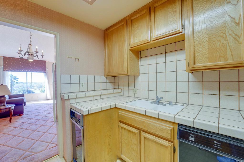 5665 Friars Road, Unit 254 San Diego, CA 92110 - Photo 18 of 43