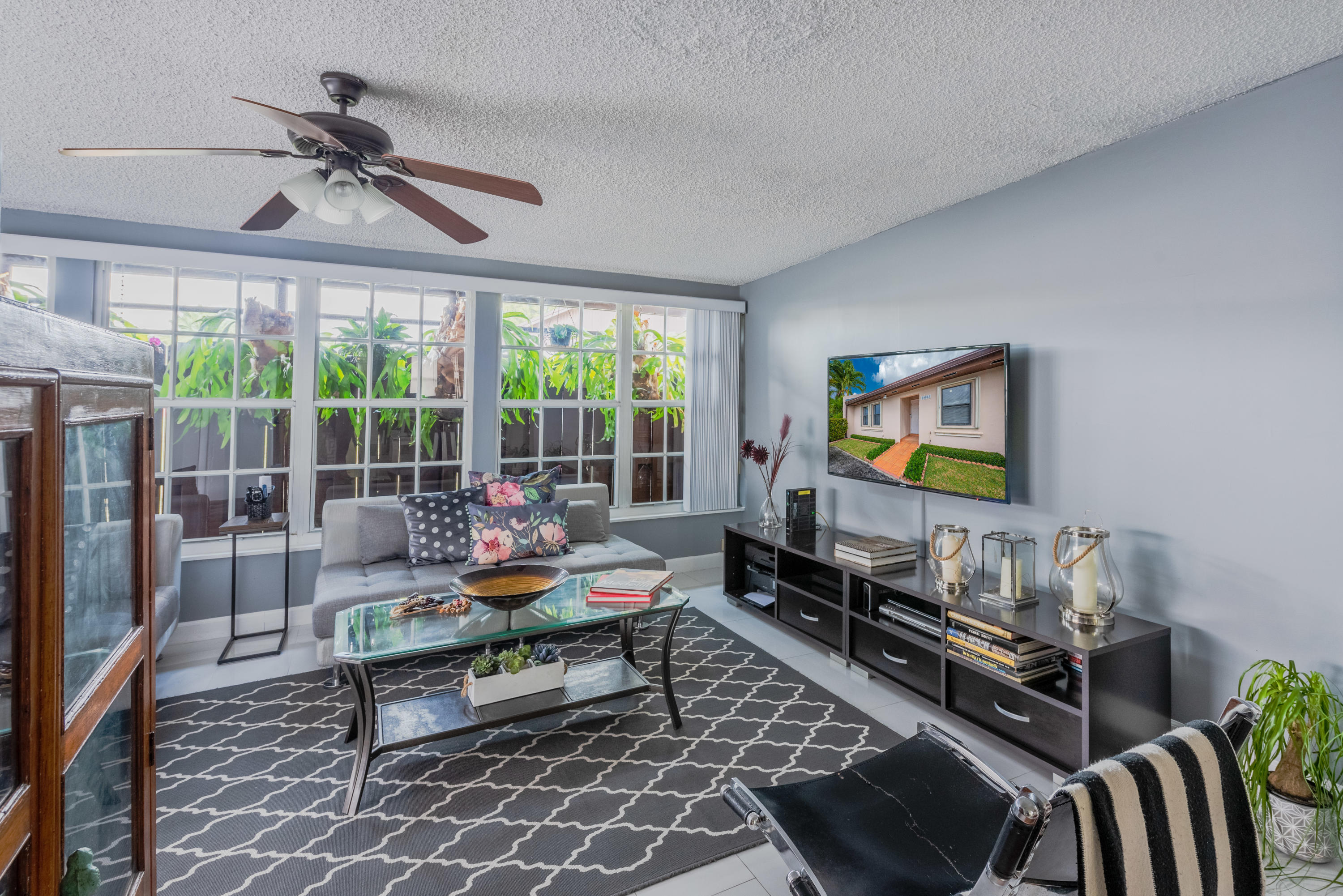 14053 Southwest 53rd Terrace Miami, FL 33175 - Photo 10 of 31 14053 SW 53 terrace Miami (11 of 32)