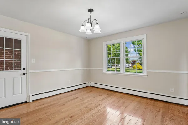 $529,900 | 527 Forest View Road, Linthicum Heights, MD 21090