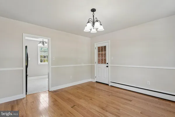 $529,900 | 527 Forest View Road, Linthicum Heights, MD 21090
