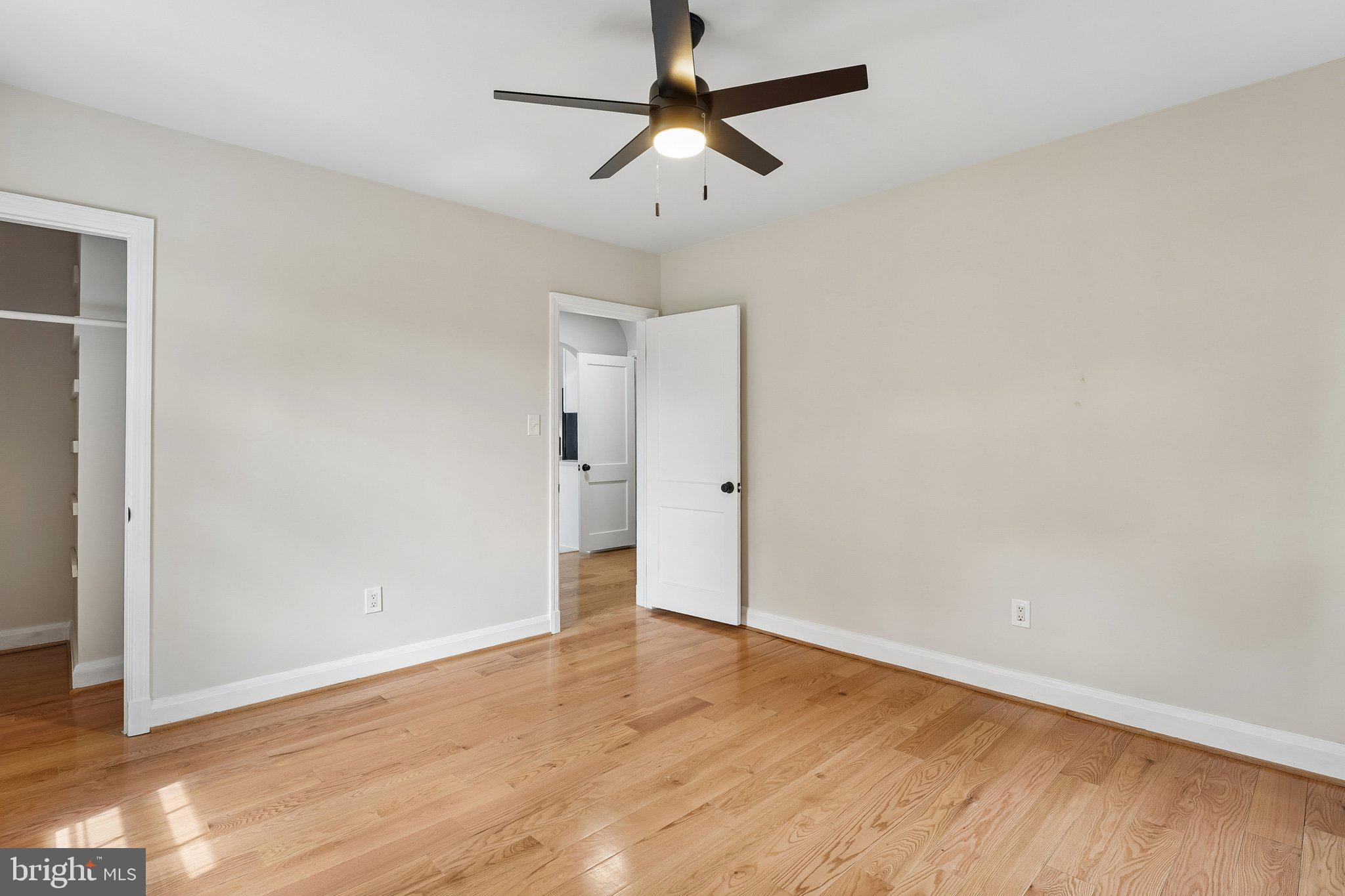 527 Forest View Road Linthicum Heights, MD 21090 - Photo 8 of 29