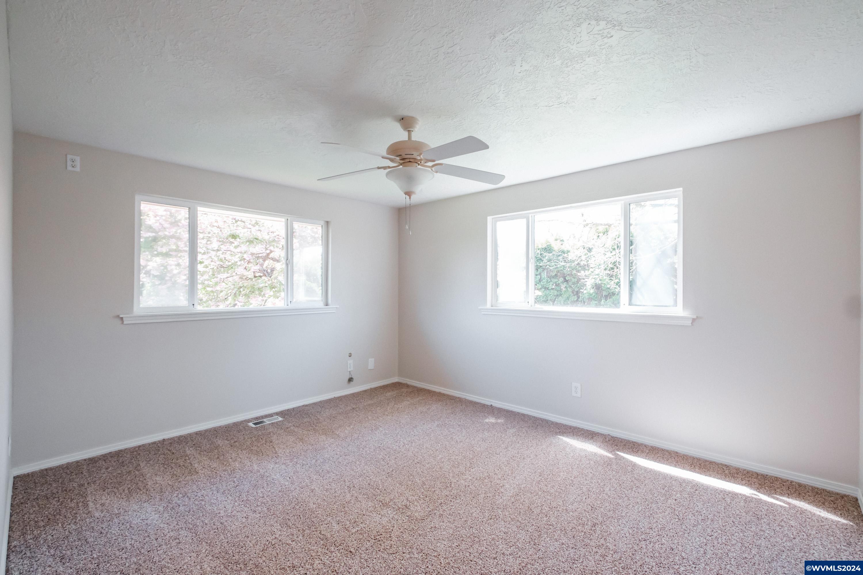 1570 Cordon Road Northeast Salem, OR 97317 - Photo 12 of 42 Gallery Image 12
