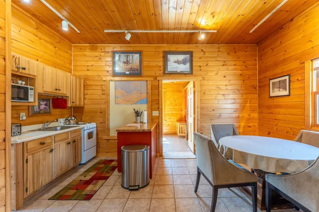 $499,999 | 118 Sunset Road, Ely, MN 55731