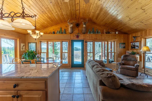 $499,999 | 118 Sunset Road, Ely, MN 55731