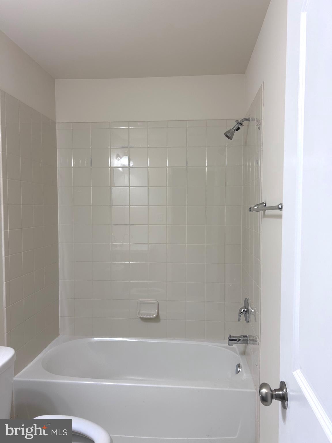 9623 Smithview Place Lanham, MD 20706 - Photo 7 of 39
