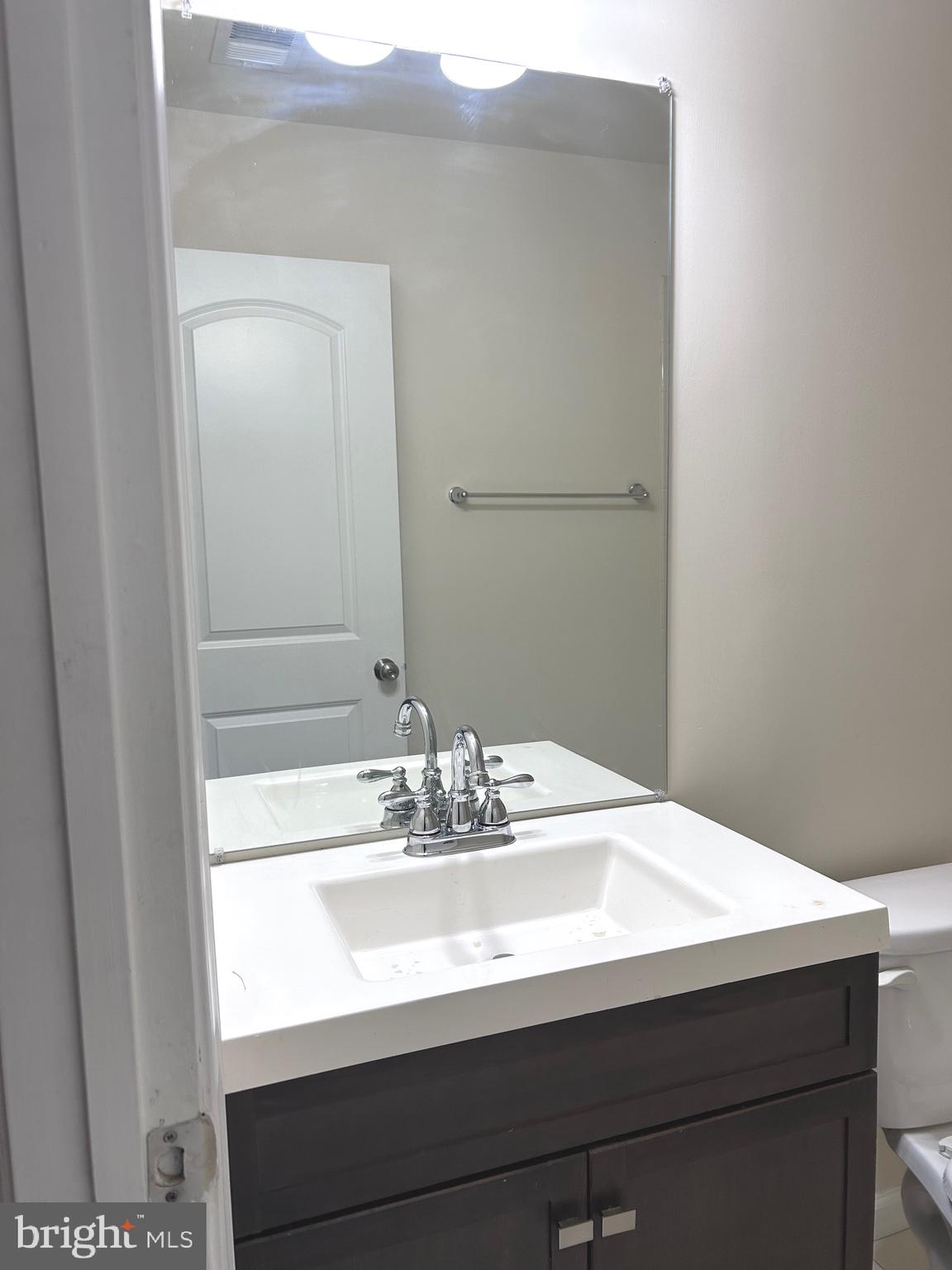 9623 Smithview Place Lanham, MD 20706 - Photo 8 of 39