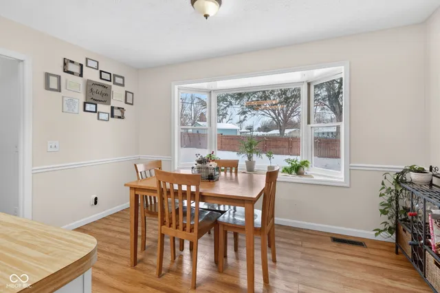 $299,900 | 1312 West Country Club Road, Connersville, IN 47331