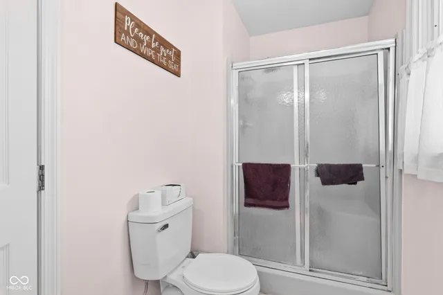 $299,900 | 1312 West Country Club Road, Connersville, IN 47331