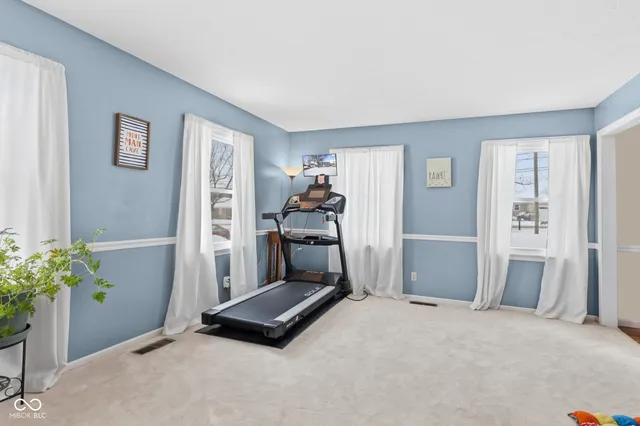 $299,900 | 1312 West Country Club Road, Connersville, IN 47331