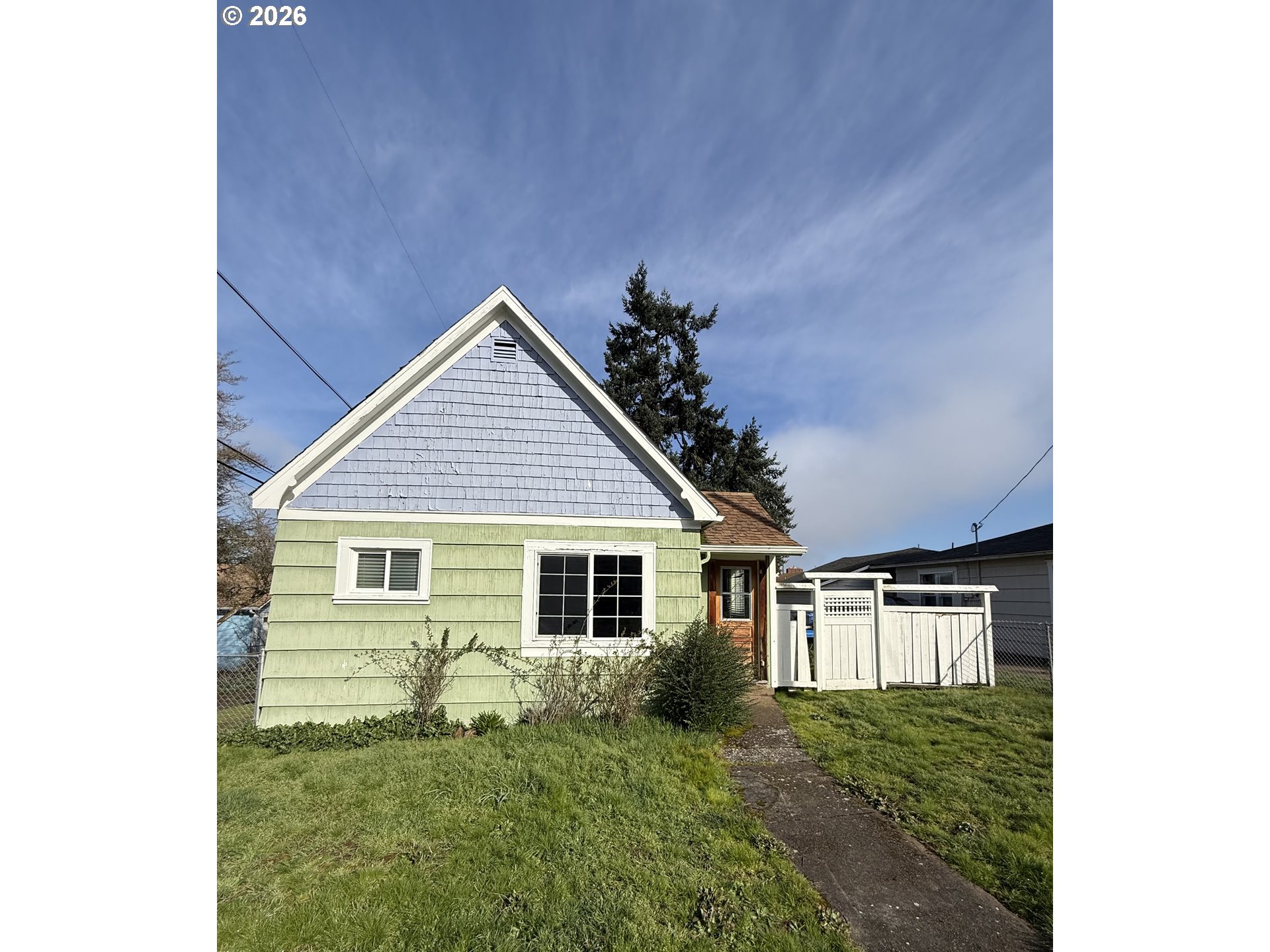 445 Wilson Street South Salem, OR 97302 - Photo 1 of 8