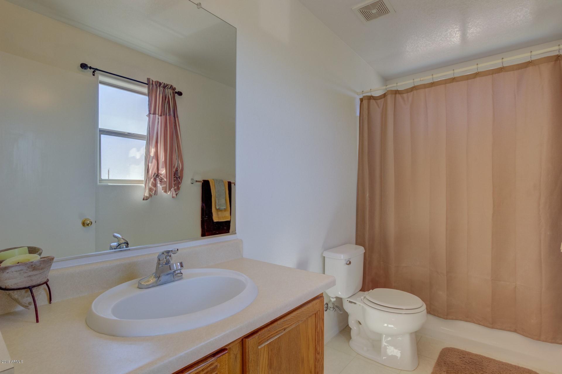 6331 West Beverly Road Laveen, AZ 85339 - Photo 18 of 20 Master Bathroom