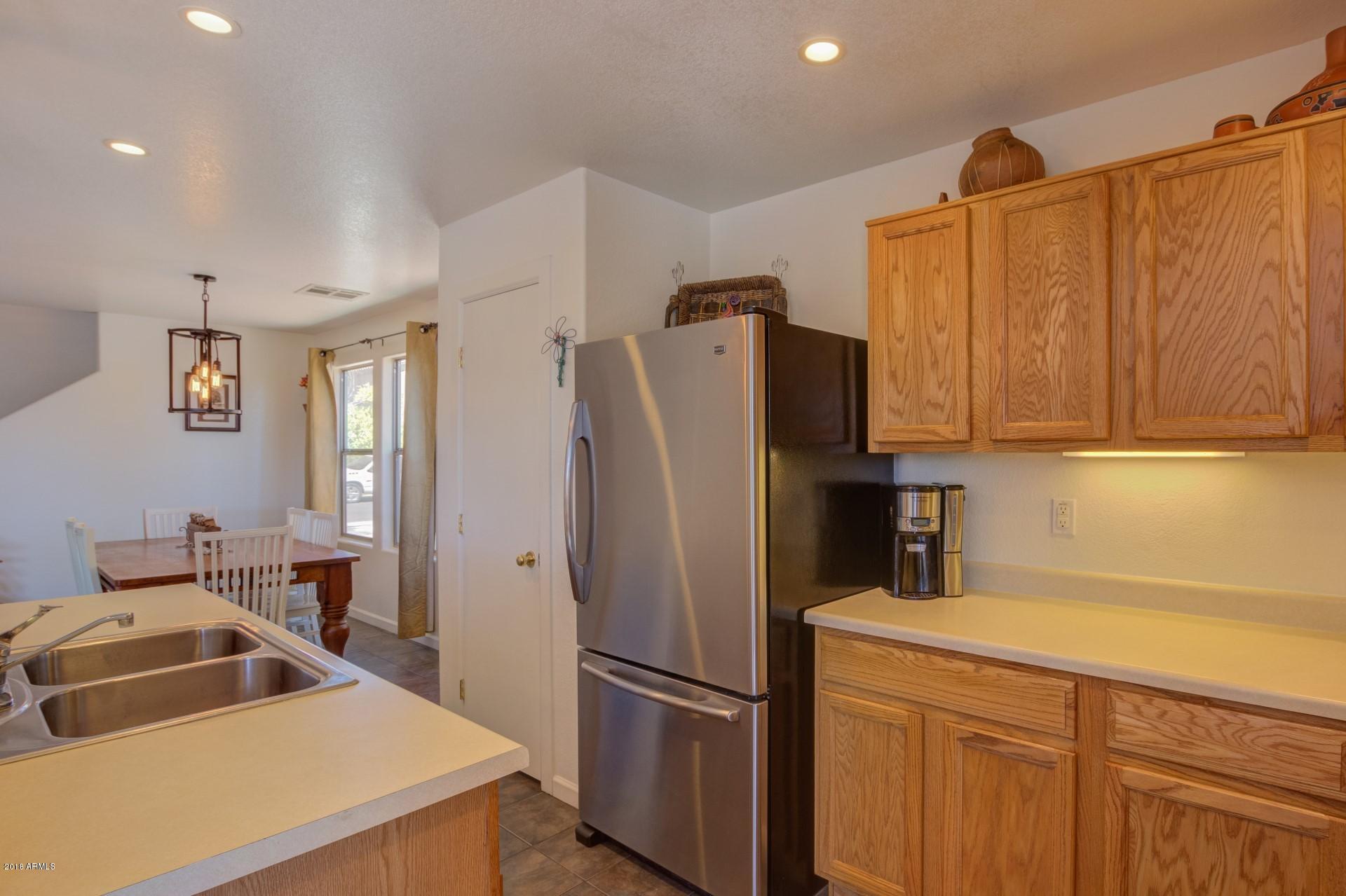 6331 West Beverly Road Laveen, AZ 85339 - Photo 9 of 20 Kitchen